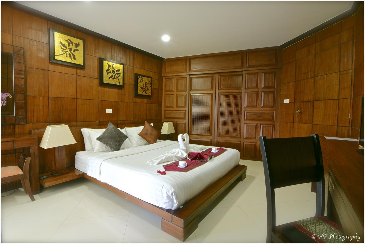 Villa Regtuk Patong Bagian luar foto
