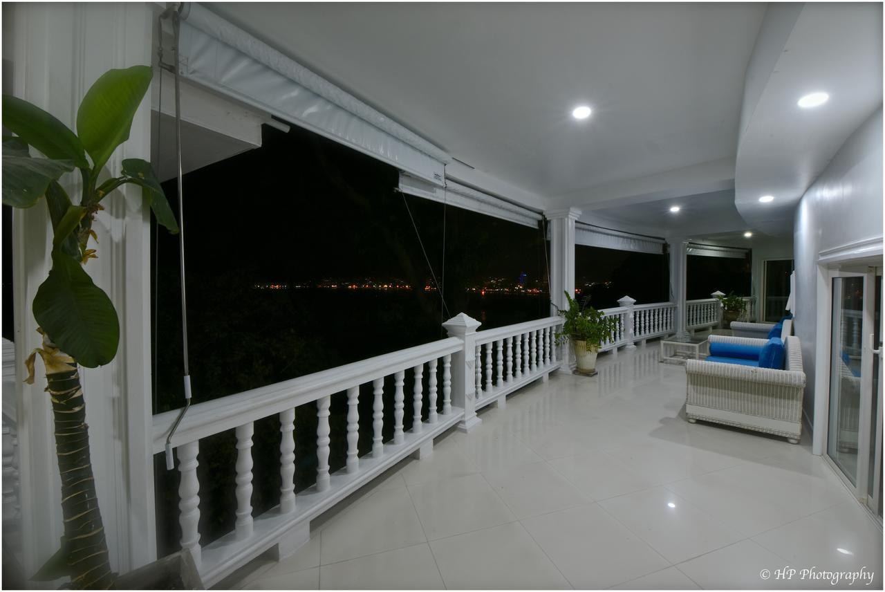 Villa Regtuk Patong Bagian luar foto